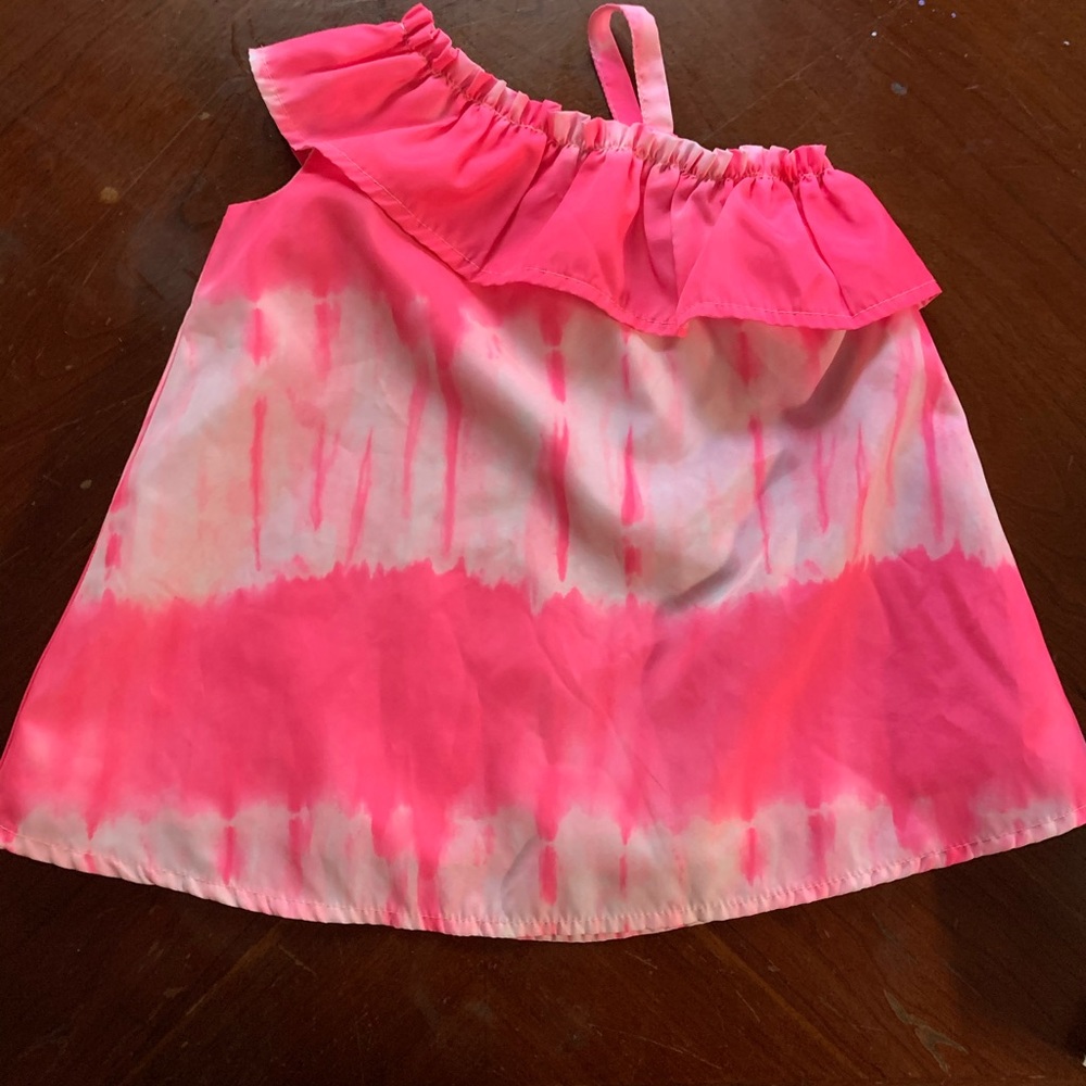 6-9 month shirt.